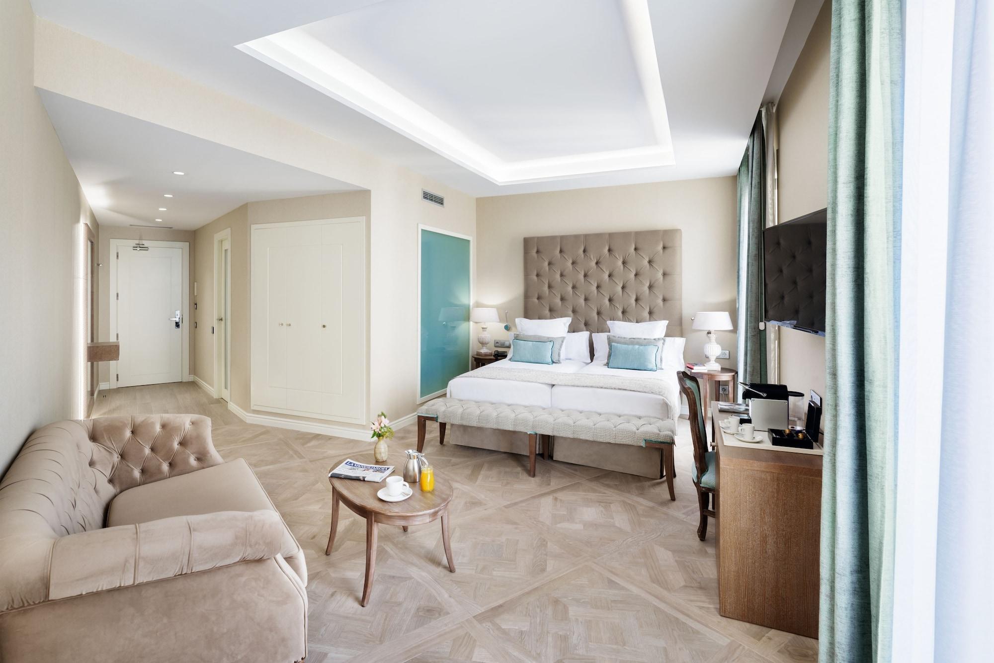 Lamaro Hotel Барселона Екстериор снимка