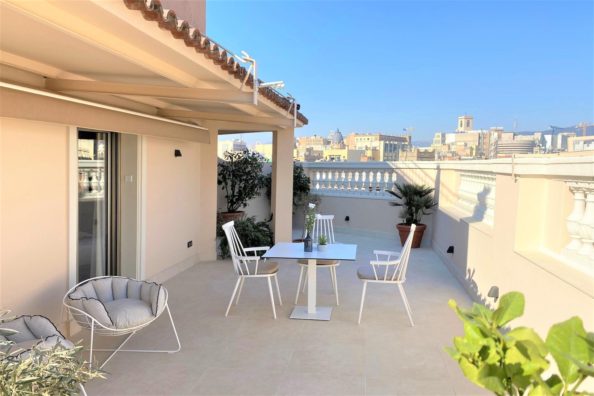 Lamaro Hotel Барселона Екстериор снимка A terrace in Barcelona
