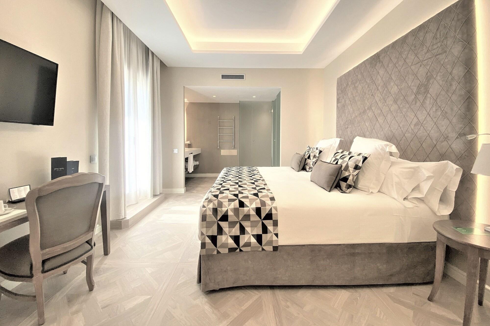 Lamaro Hotel Барселона Екстериор снимка Deluxe Room