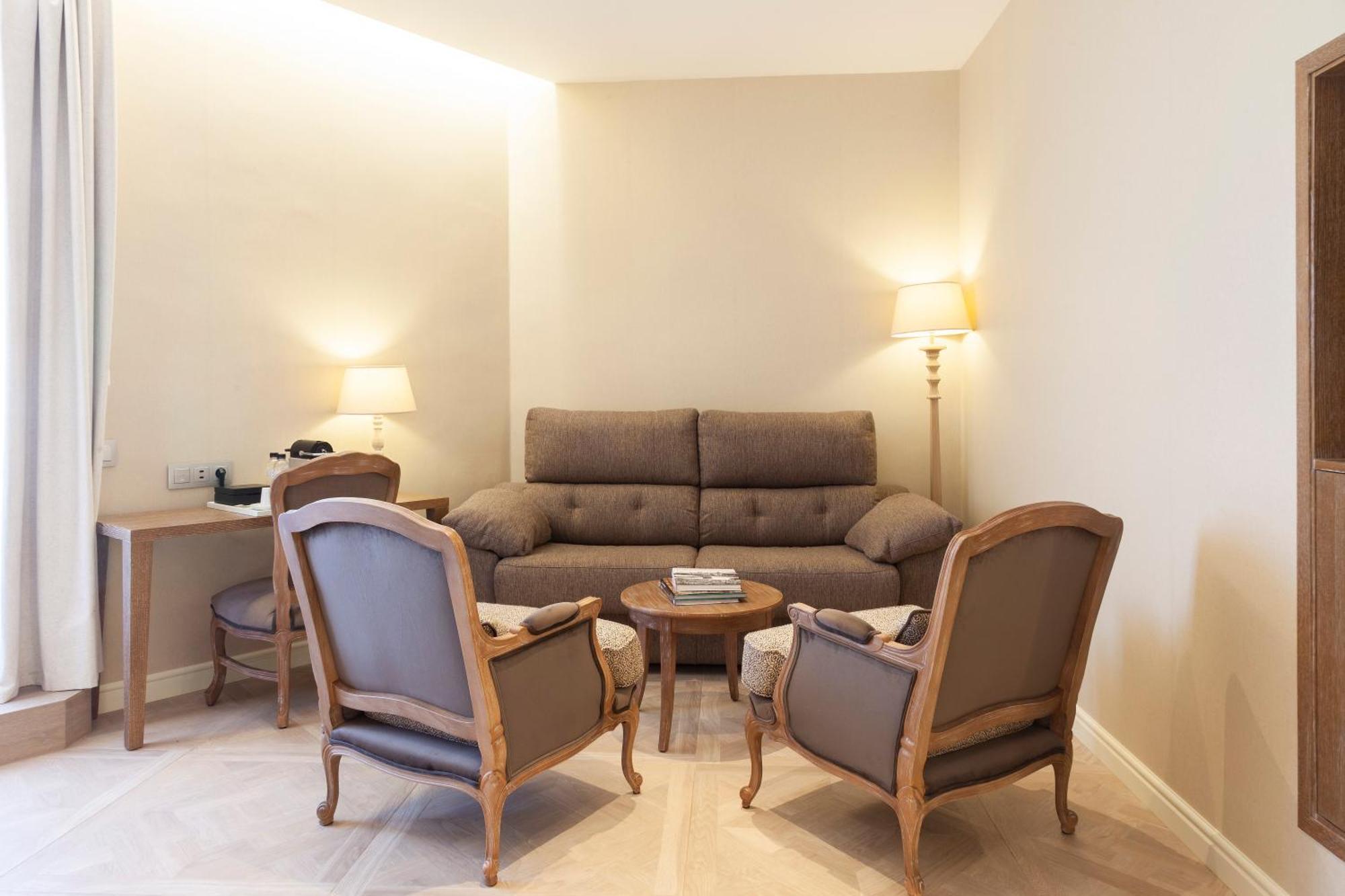 Lamaro Hotel Барселона Стая снимка